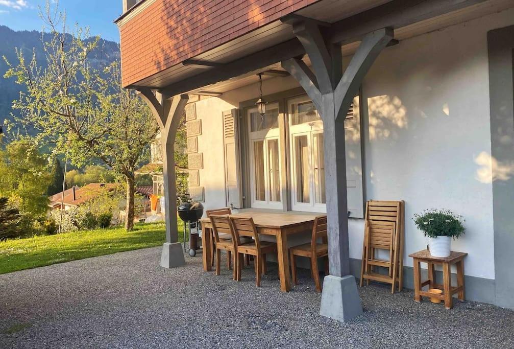 Chalet Mignon - Your Vacation Oasis At Lake Brienz Бьоніген Екстер'єр фото